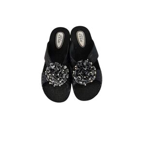 Ella silver and Black  sandals Sz 9